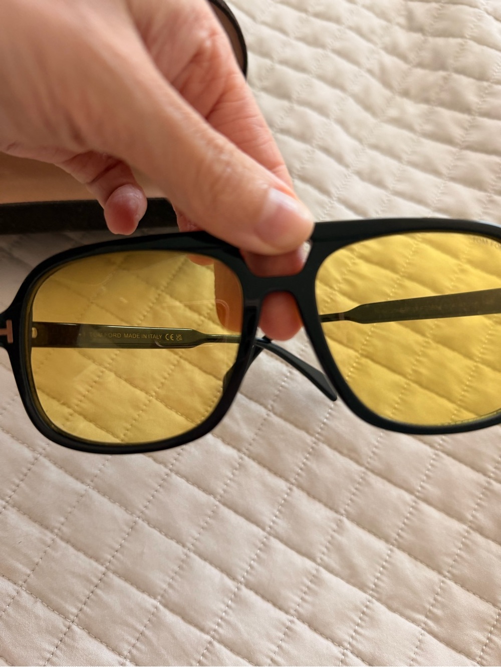 Tom Ford women ‘s Black & Yellow Lens Sunglasses - Picture 4 of 5